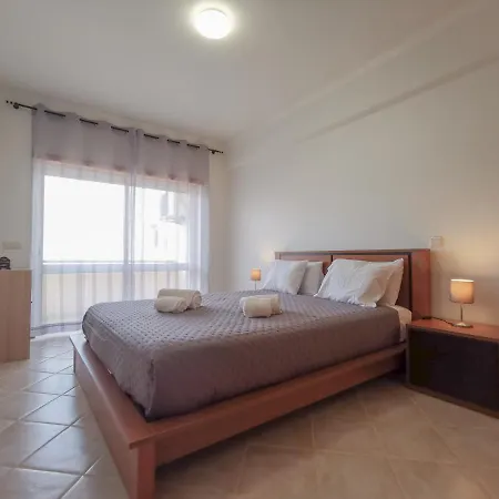 #100 Palmeira Flat With Shared Pool By Holidays Apartment Albufeira