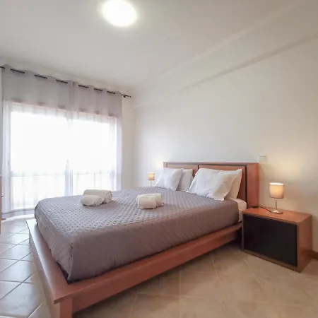 #100 Palmeira Flat With Shared Pool By Holidays * Albufeira