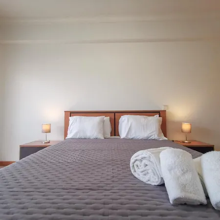 Apartment #100 Palmeira Flat With Shared Pool By Holidays